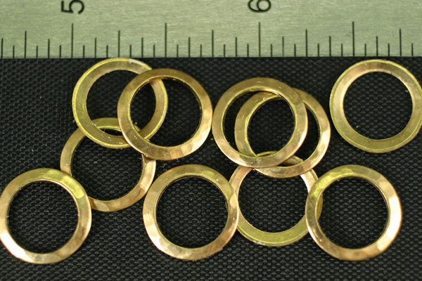 4pc VINTAGE STYLE RAW BRASS VICTORIAN THIN ROUND HAMMERED RING FINDING LOT
