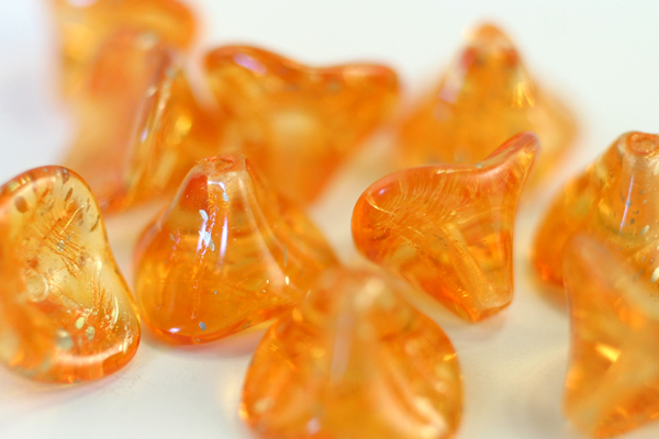 10pc 10x12mm COATED GOLD ORANGE SUNSHINE DUST CZECH GLASS 3 PETAL FLOWER BEADS