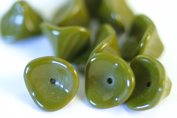 10pc 10x12mm OPAQUE DARK OLIVE CZECH GLASS 3 PETAL FLOWER