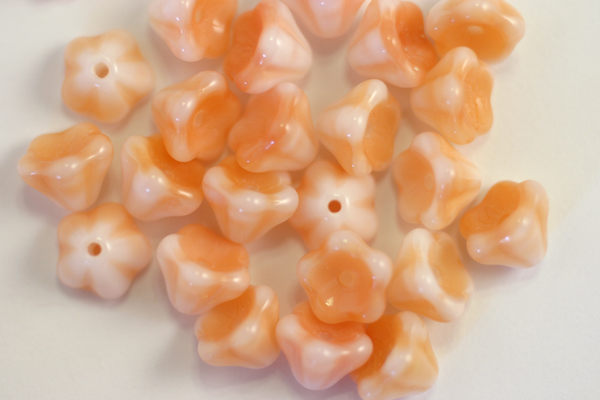 10pc 8X6mm PEACHES AND CREME CZECH GLASS BELL FLOWER BEADS