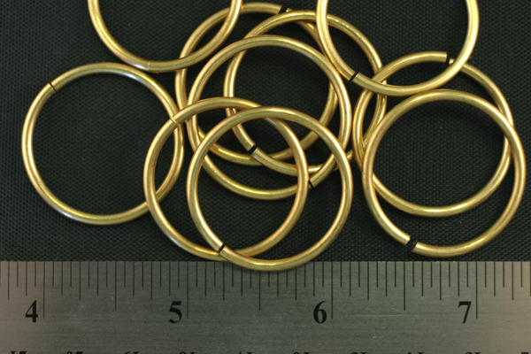 4pc RAW BRASS 29mm SIZE JUMP RINGS JR17-80-4